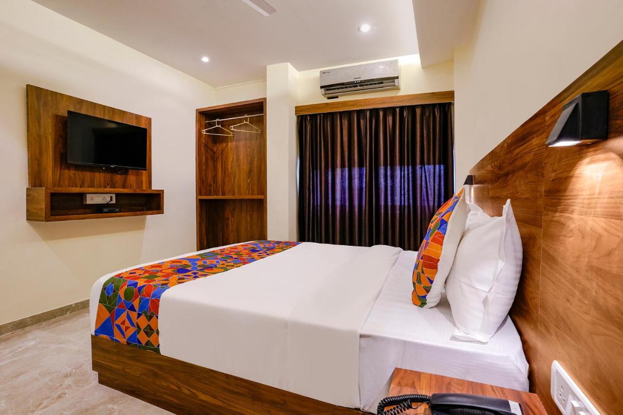 Fabhotel Antlers Mumbai Exterior foto