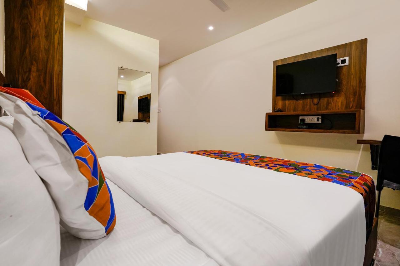 Fabhotel Antlers Mumbai Exterior foto