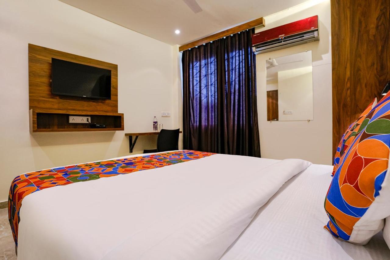 Fabhotel Antlers Mumbai Exterior foto