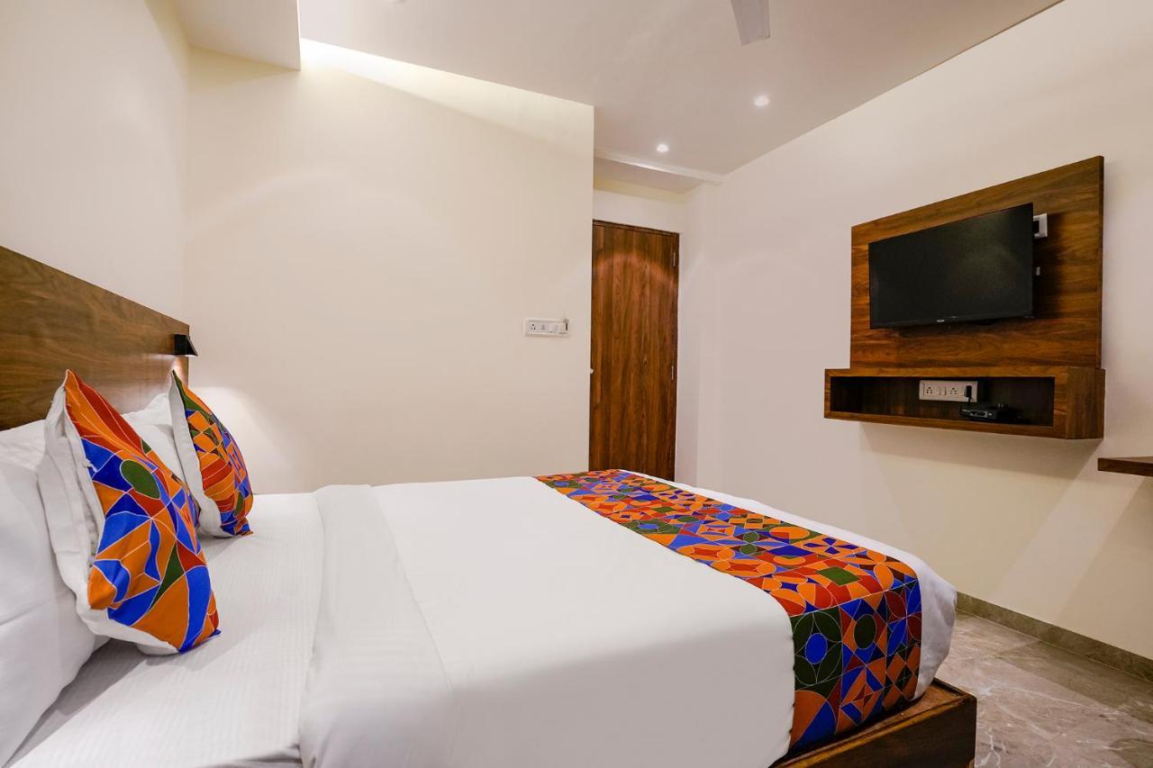 Fabhotel Antlers Mumbai Exterior foto